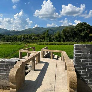 湖南花岗岩仿古石材景区使用案例