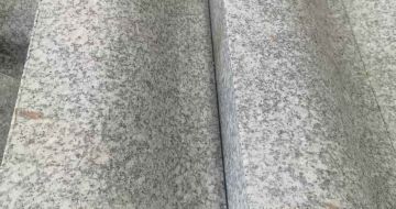 湖南芙蓉白S型拉丝面路沿石