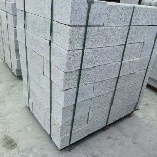 湖南 芙蓉白火烧两面路沿石