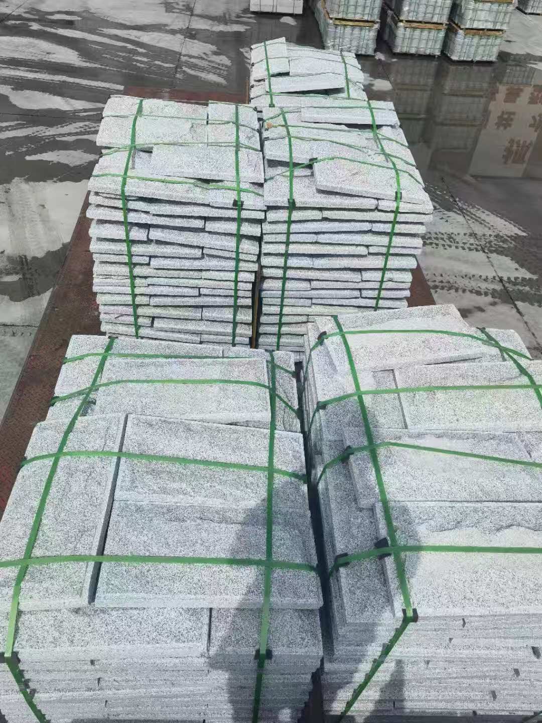 湖南 芝麻白蘑菇石装车出货