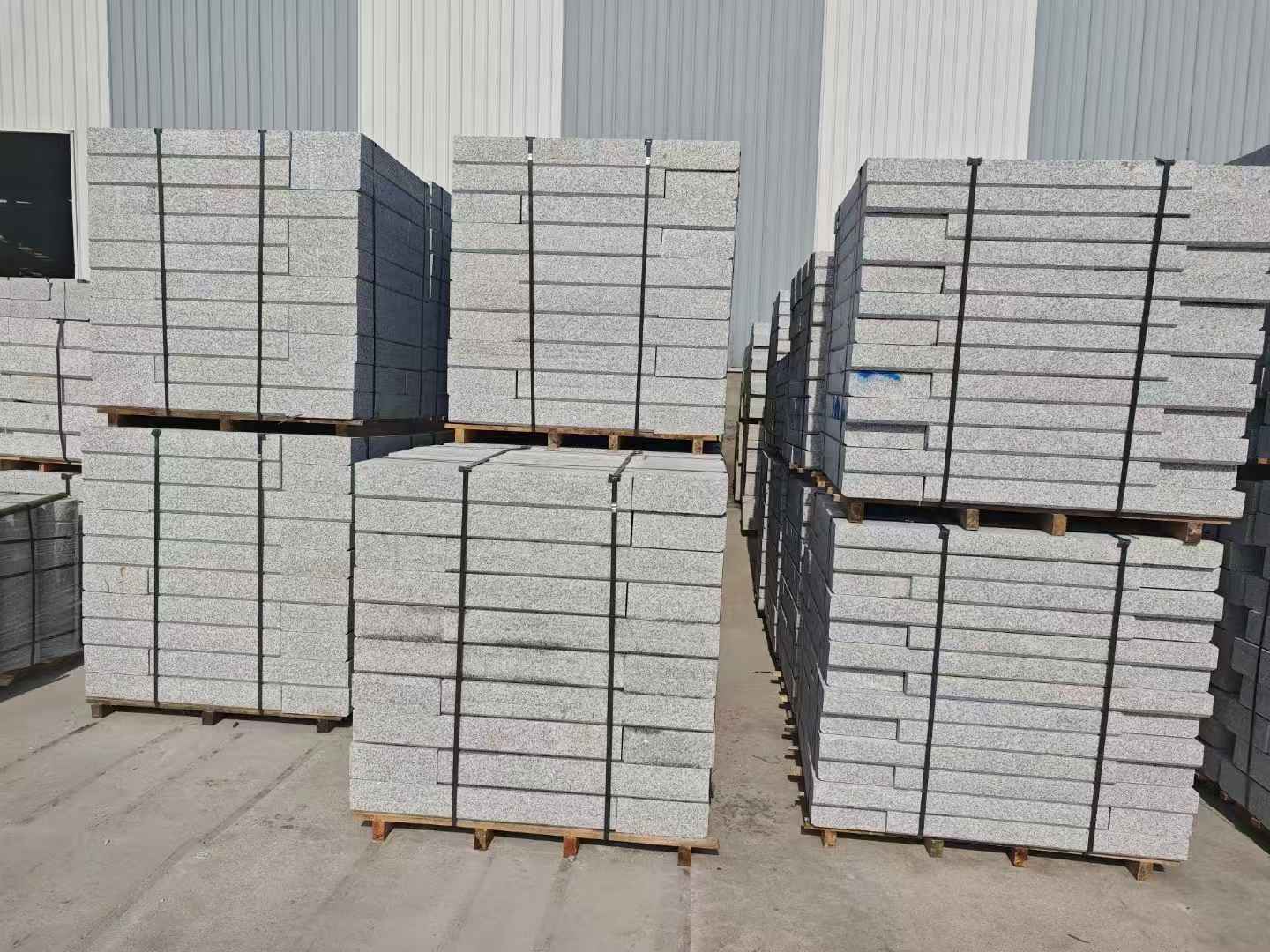 湖南 芙蓉白路沿石，价格便宜