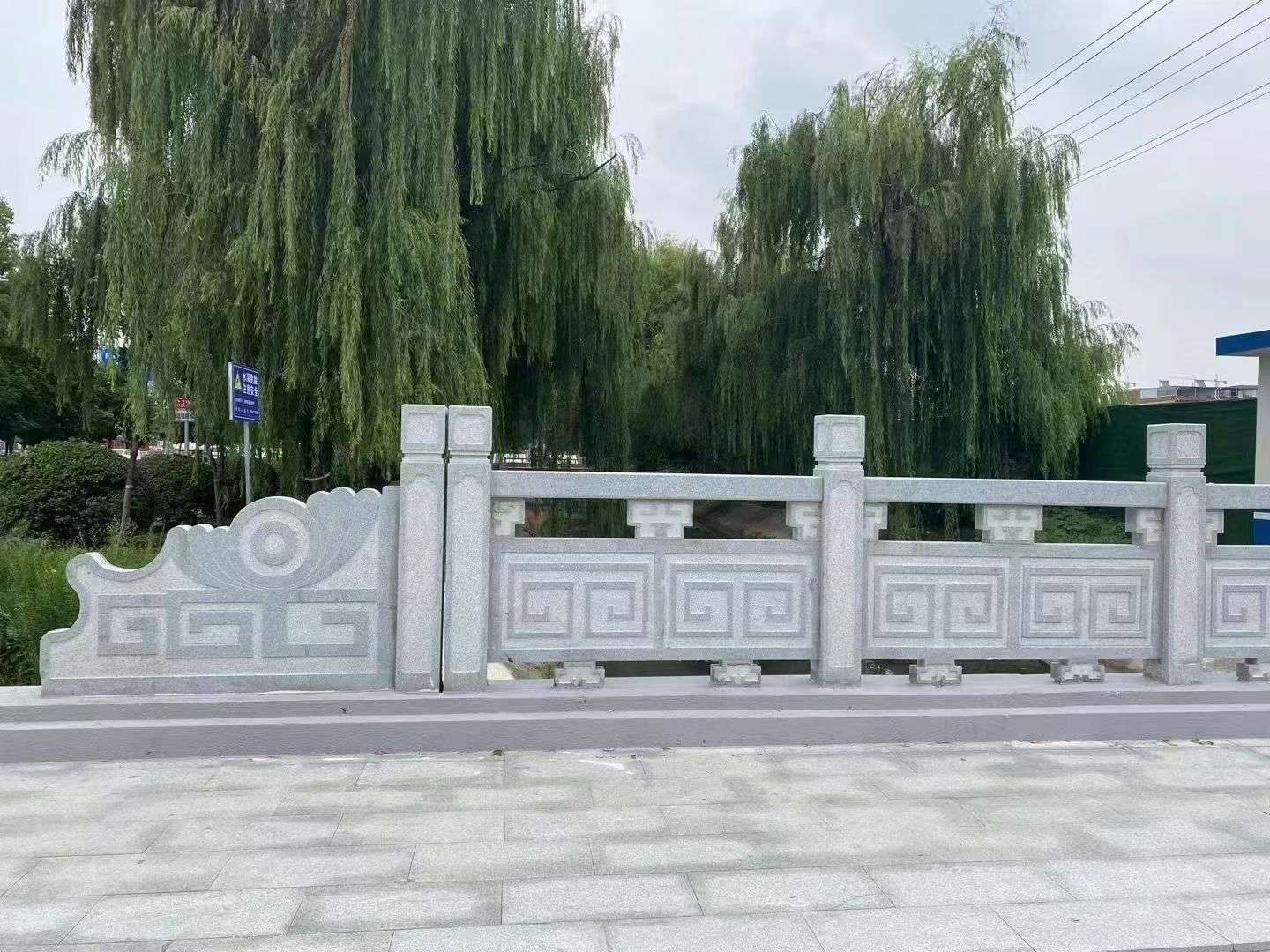 湖南 芝麻灰桥栏杆、河道栏杆安装效果