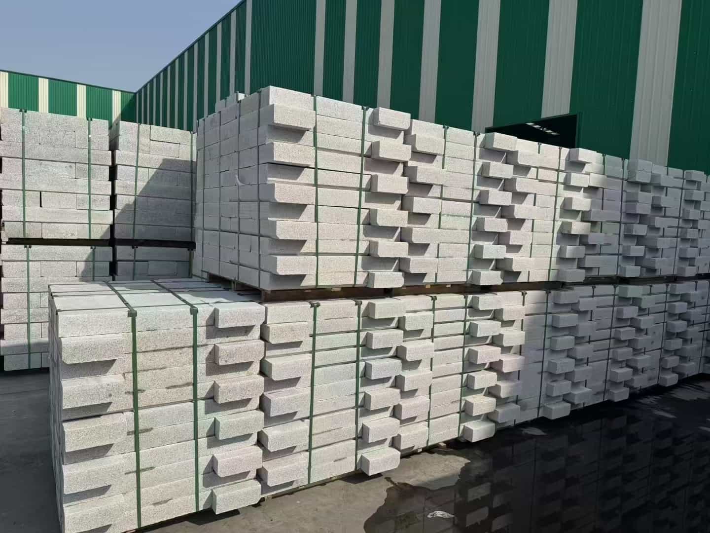 湖南芝麻白路沿石