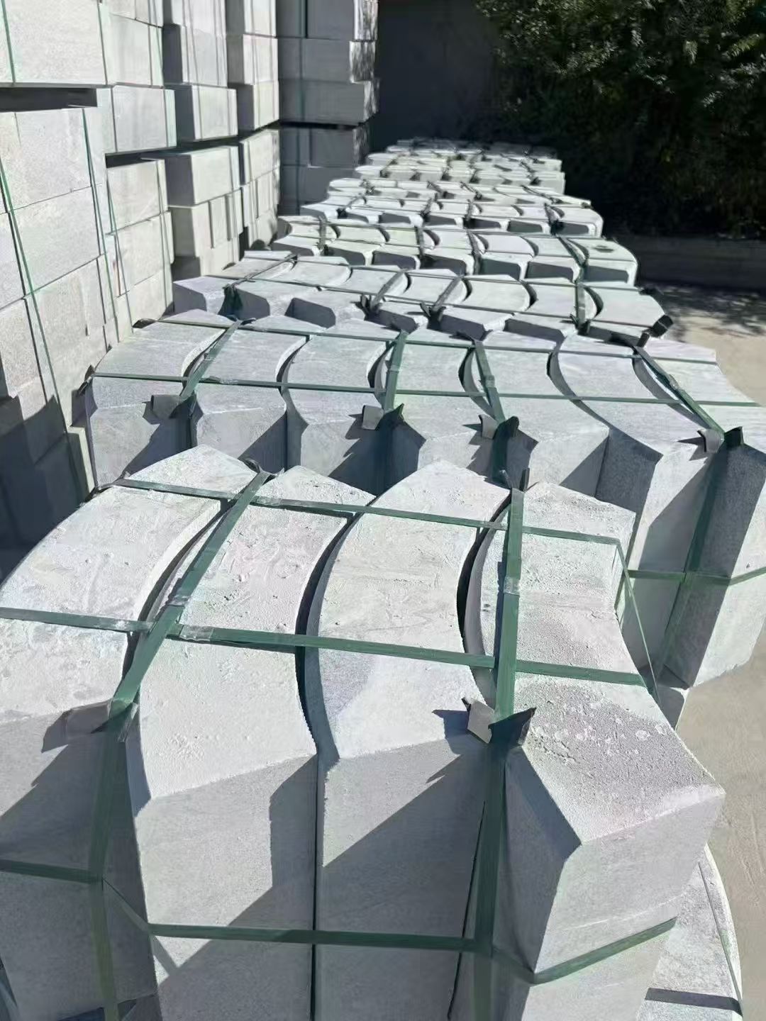 湖南 芝麻灰弧形路沿石