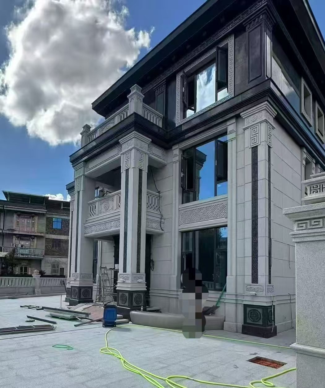 湖南 别墅干挂，芝麻白与芝麻黑完美配合